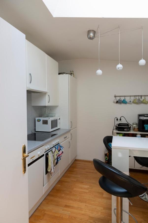 Leo'S Roof Top Apartment Near Town Hall Vienne Extérieur photo